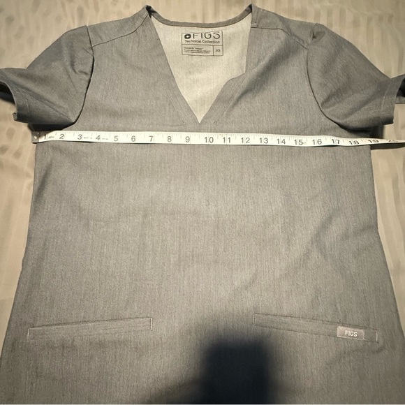 Figs Gray Scrub Short Sleeve Top - Picture 6 of 7